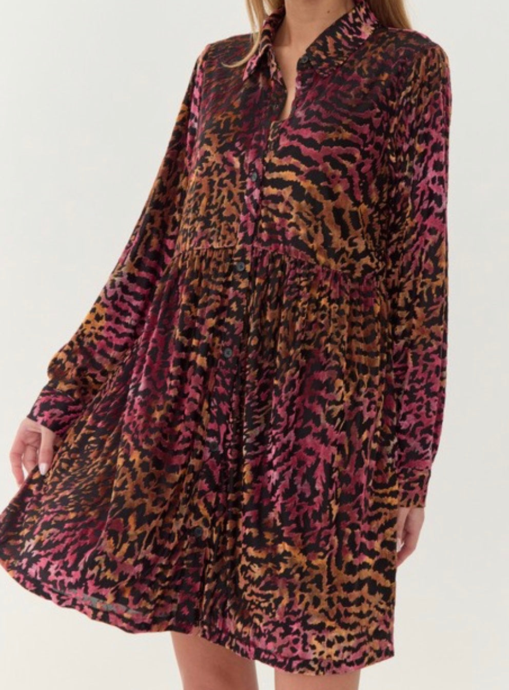 Iggy Velvet Leopard Dress in Toffee