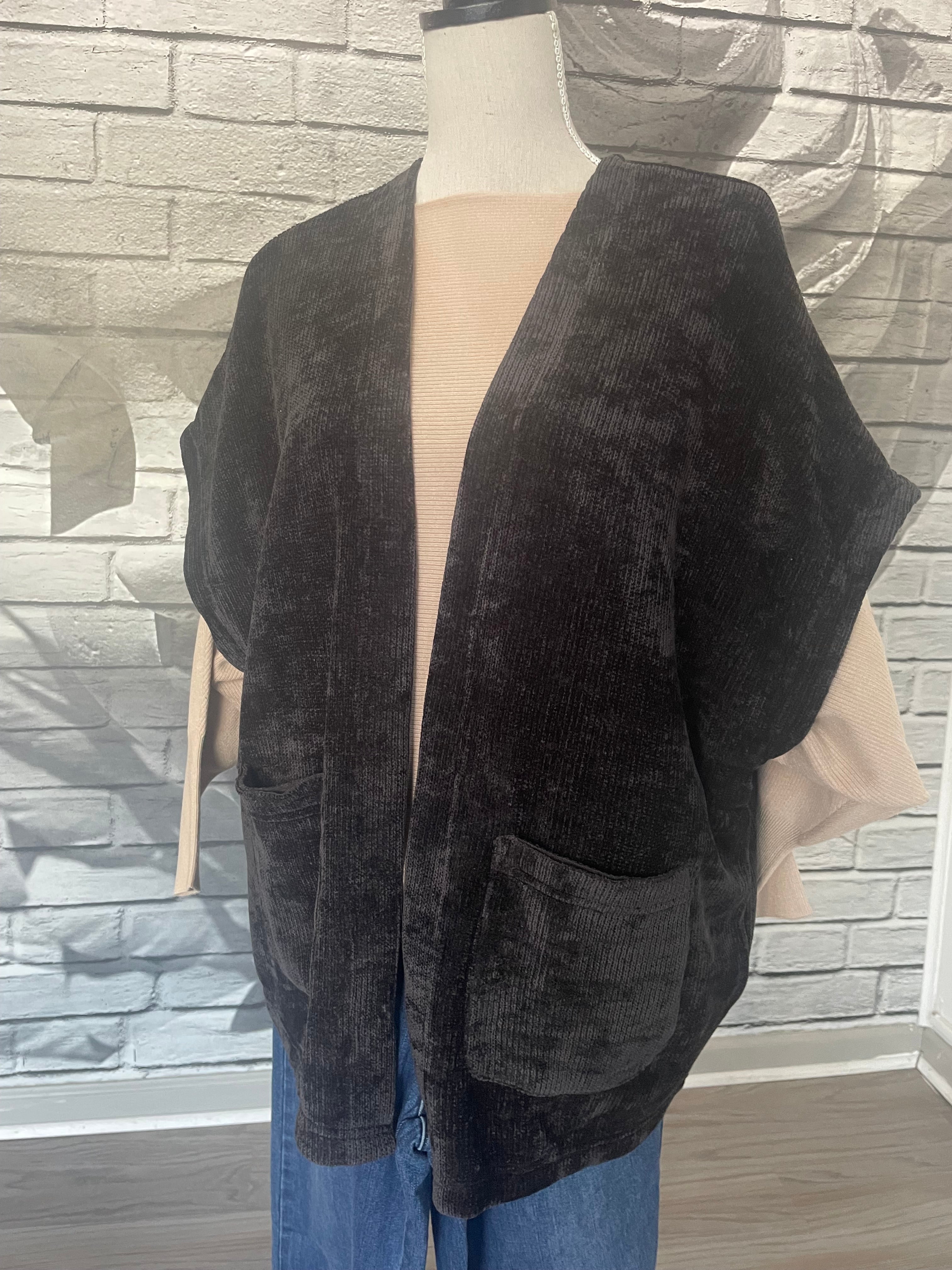 Oliver Kimono Cardigan in Black