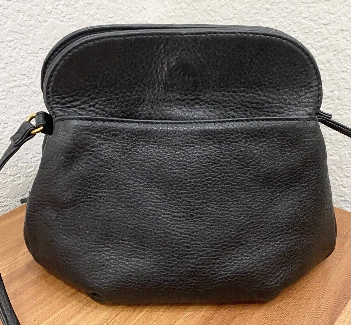 Birdy Hobo Crossbody Bag in Black